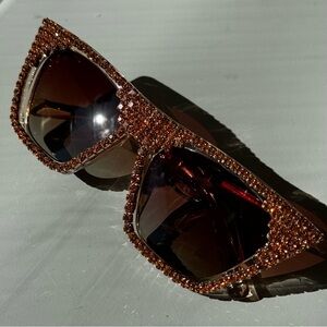 Elegant Rhinestone Sunglasses